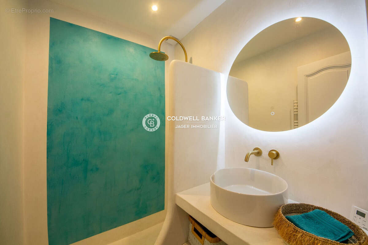 Maison 170 m² à Grimaud  - photo 9