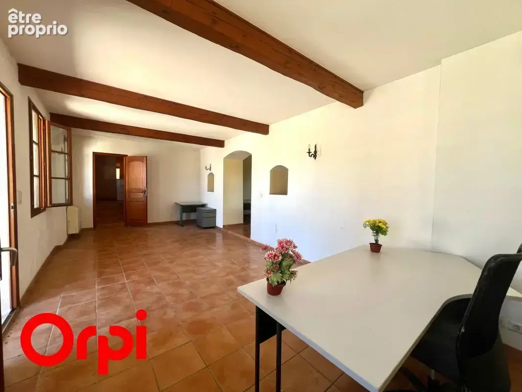 Maison 120 m² à vendre  sur 1500 m² de terrain avec vue dégagée à Ollioules (83190) - photo 8