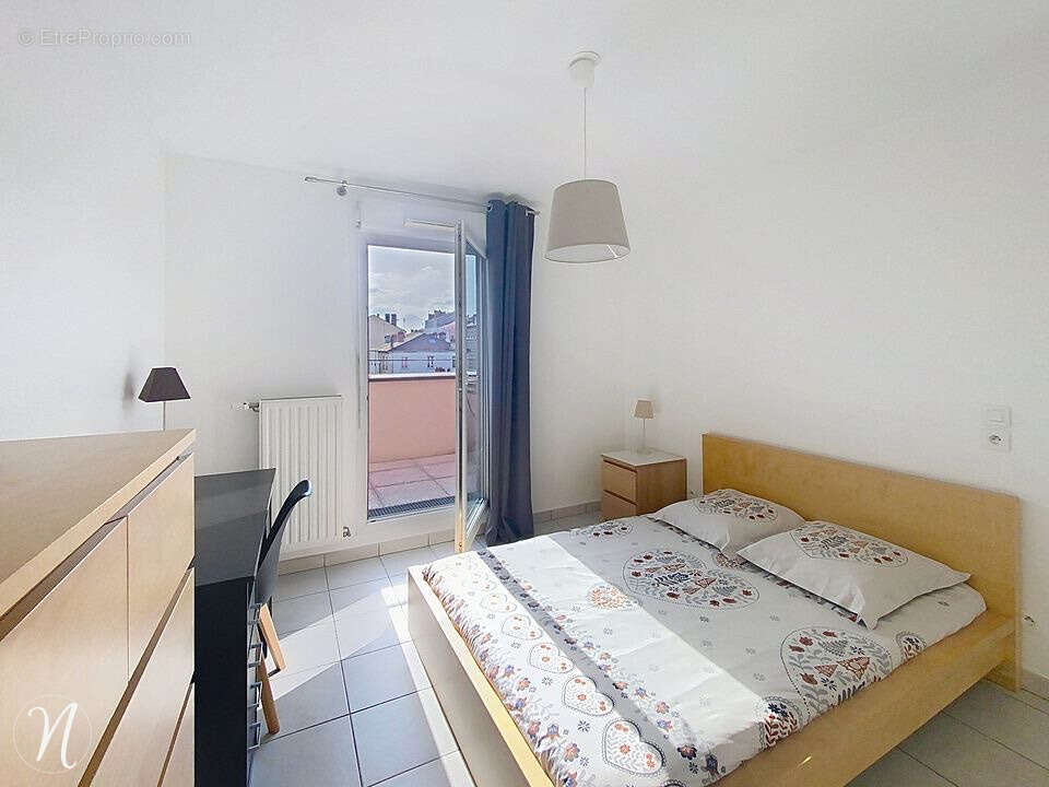 Appartement à VILLEURBANNE