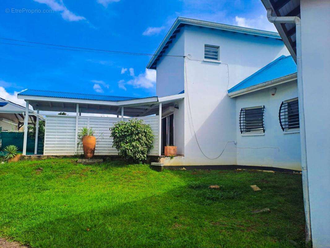 Maison à LE LAMENTIN
