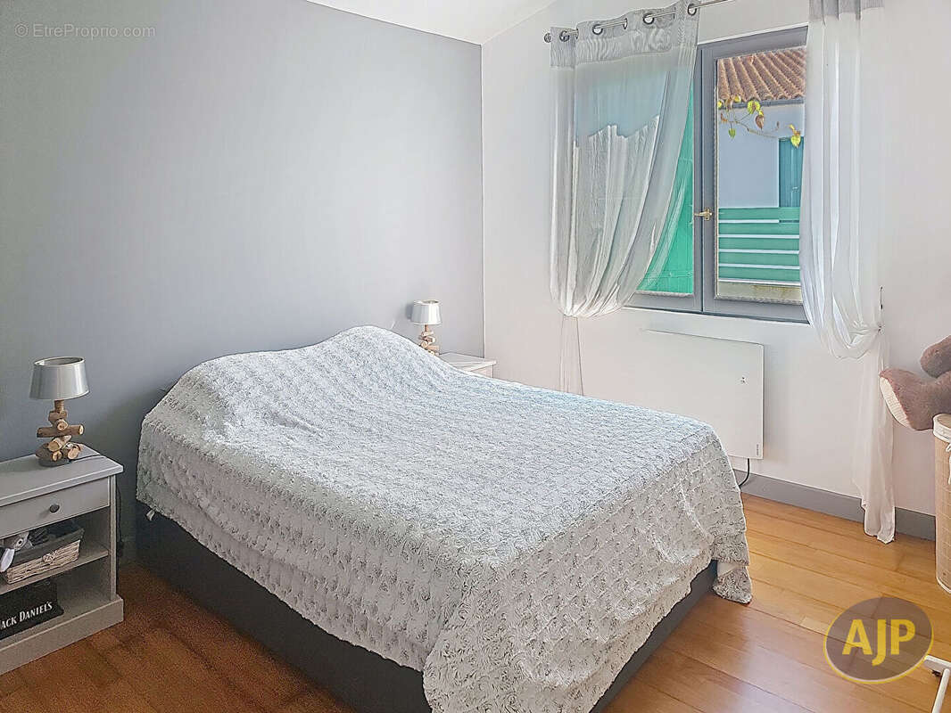 Maison  de plain pied avec piscine Ile de Ré - photo 6