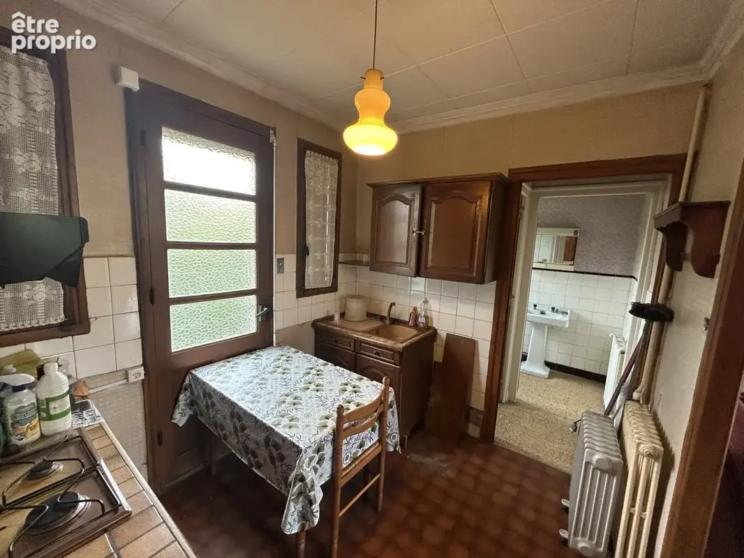 LE PEAGE DEROUSSILLON, maison plain-pied, 77 m2 habitables, 4 chambres, terrain 653 m2 - photo 8