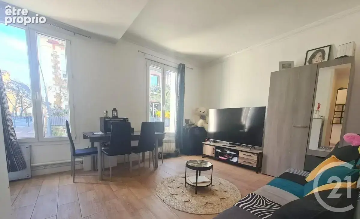 Appartement à FONTENAY-SOUS-BOIS