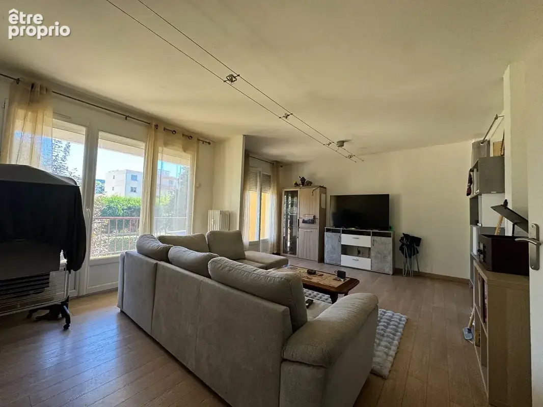 Appartement Saint Etienne 2 pièce(s) 59 m2 - photo 2