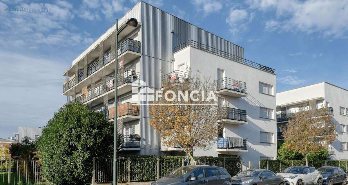 Appartement à CORBEIL-ESSONNES