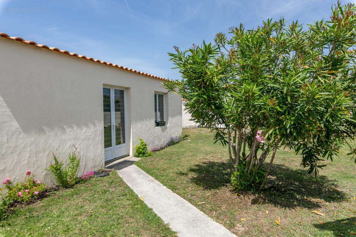 Ensemble immobilier de 83m² - photo 8