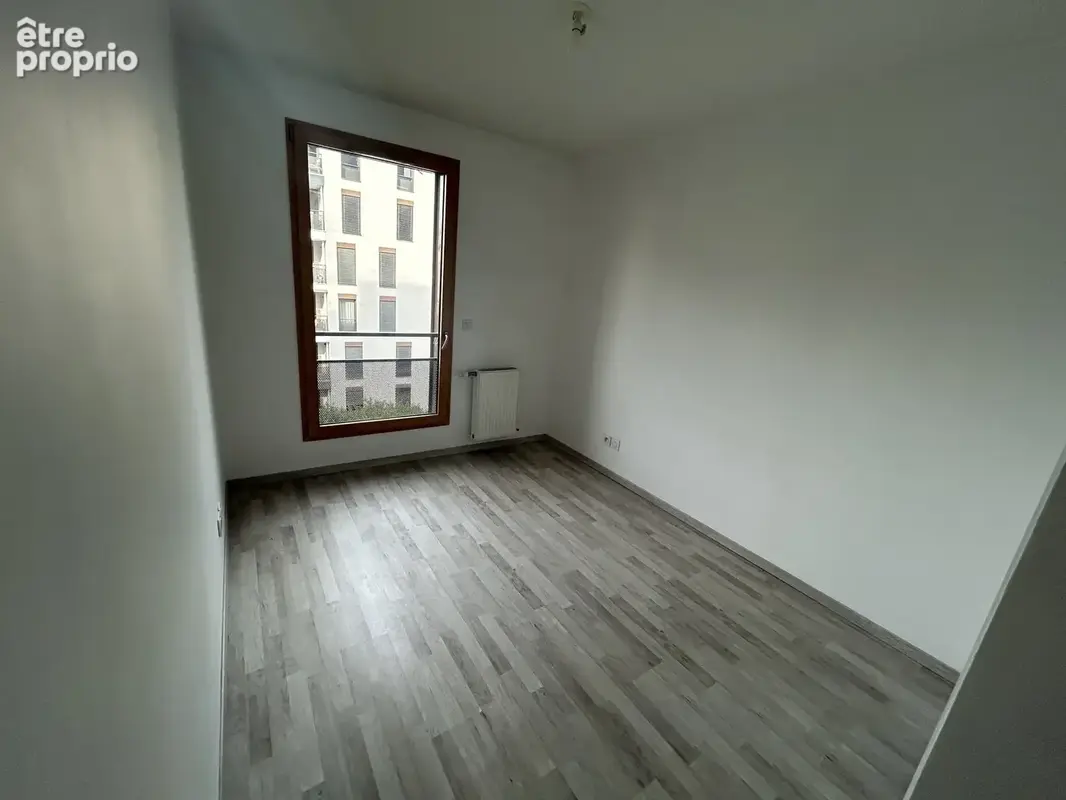 T3 LYON 8e  Standing 1996 AVEC BALCON ET Ascenseur - photo 11