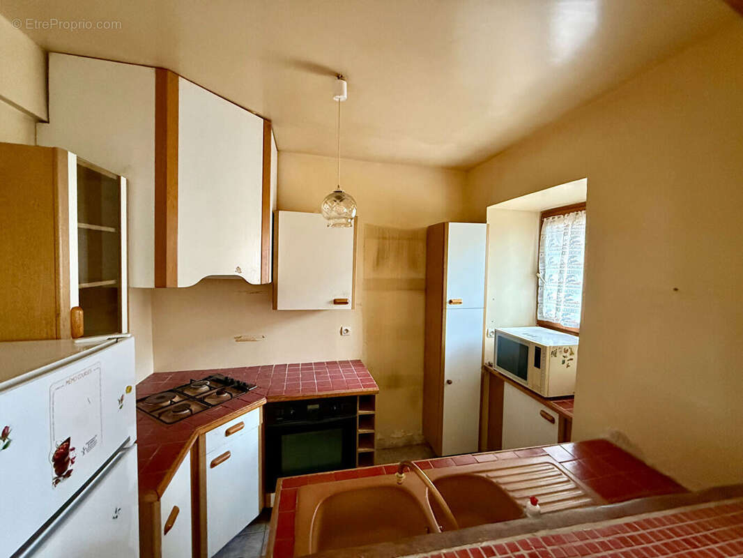 Maison à VERT-LE-PETIT