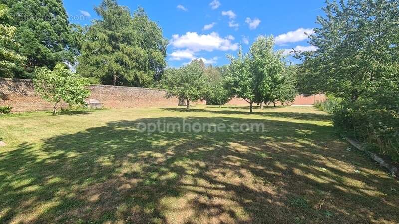 Terrain à BRUAY-SUR-L&#039;ESCAUT