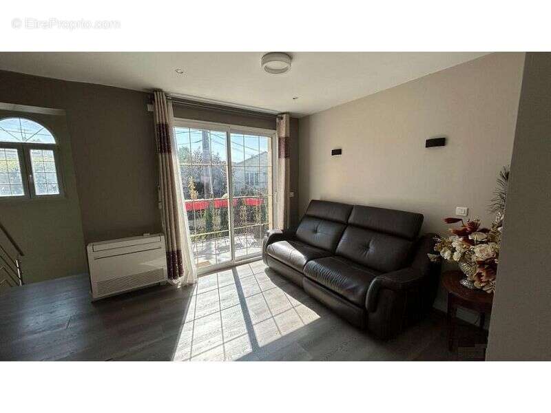 Maison à GOUSSAINVILLE