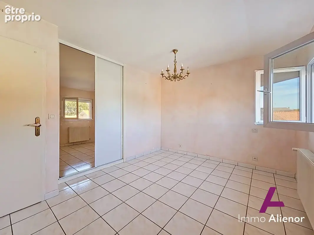 Maison 4 pièces 85 m² à vendre à Biganos (33380) - photo 2