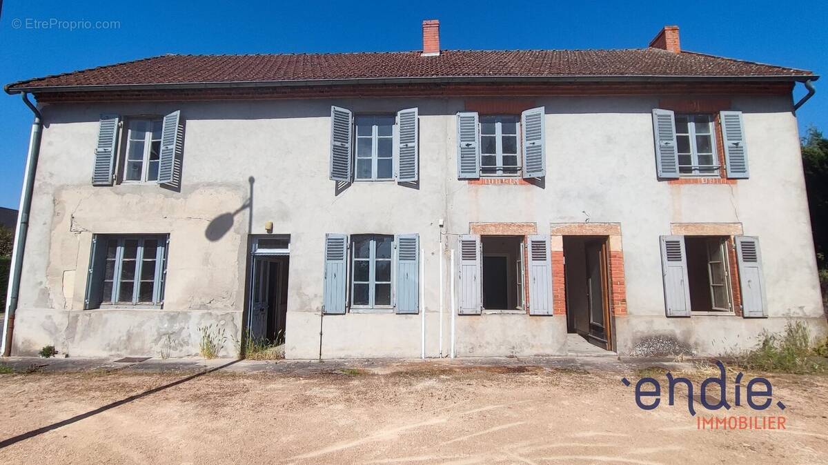 Maison à MOLLES