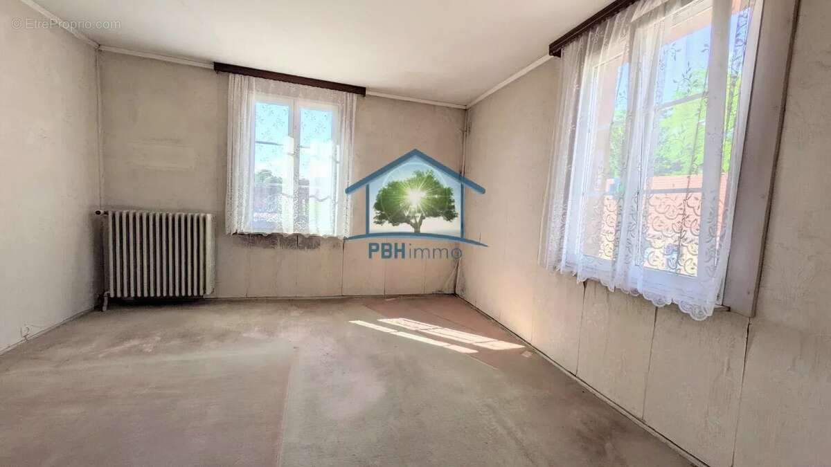 BOUXWILLER (67) - Immeuble avec 2 Appartements et Petit Maison sur 2.97 ares - photo 11