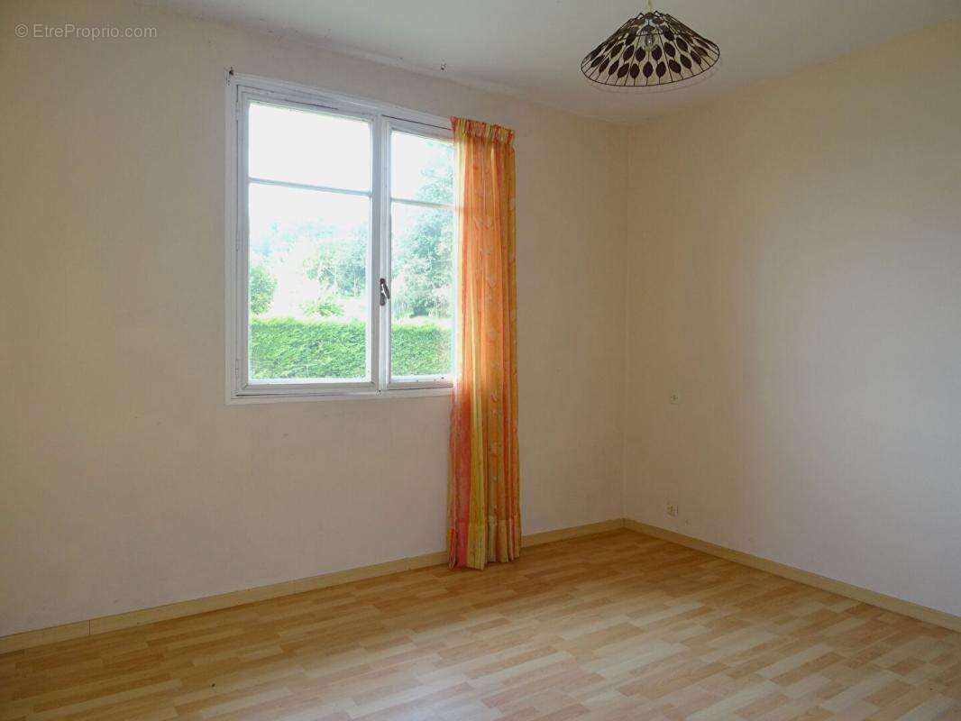 Maison à SAINTE-COLOMBE