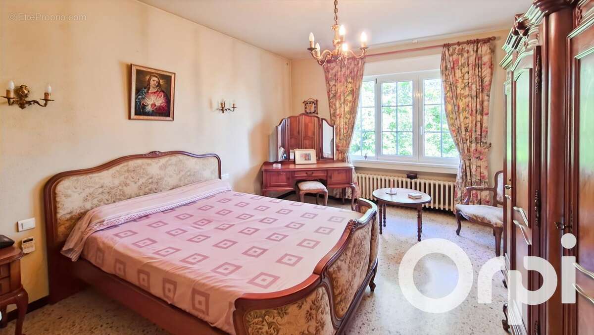 Maison à PONT-SAINT-ESPRIT