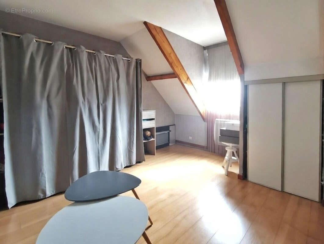 Maison à MAGNY-LES-HAMEAUX