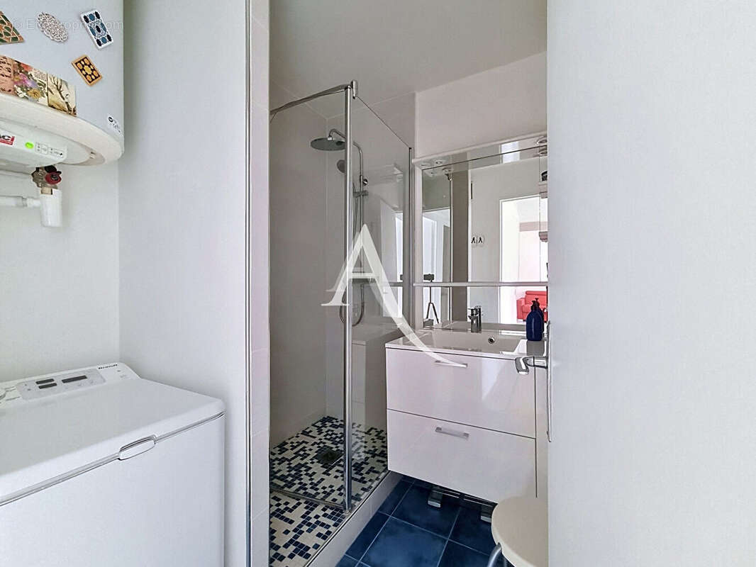Appartement à PARIS-20E