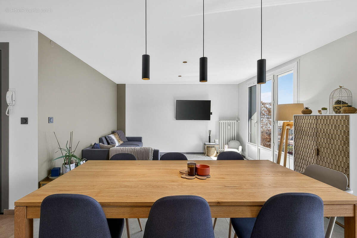 Appartement à LE BOURGET-DU-LAC
