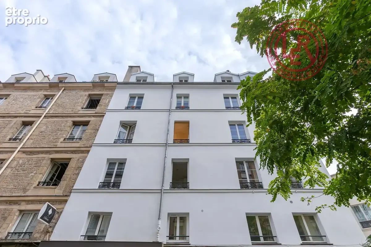 Paris 5ème - rue Saint Jacques - 2 pièces au calme - photo 9