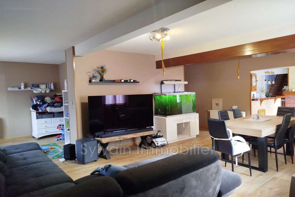 Maison 127 m² à Forges-Les-Eaux  - photo 2