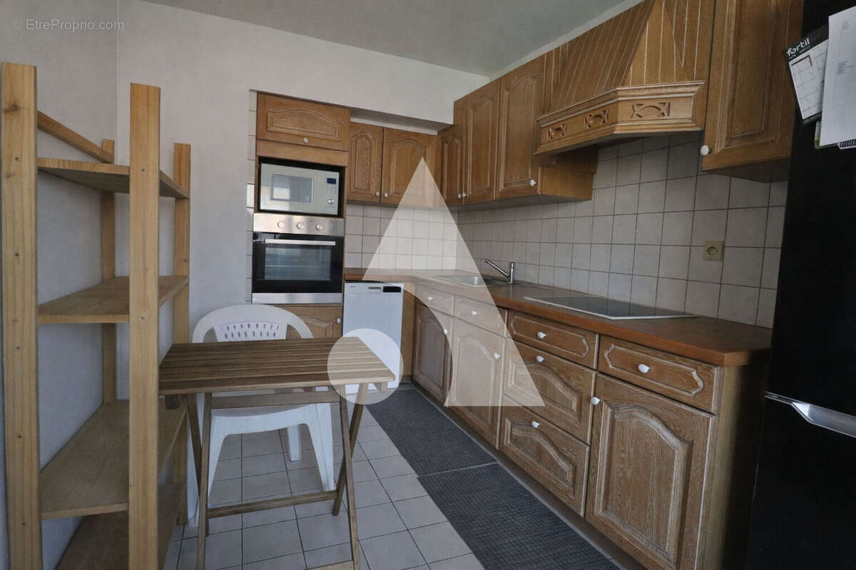 Appartement à MARSEILLE-6E