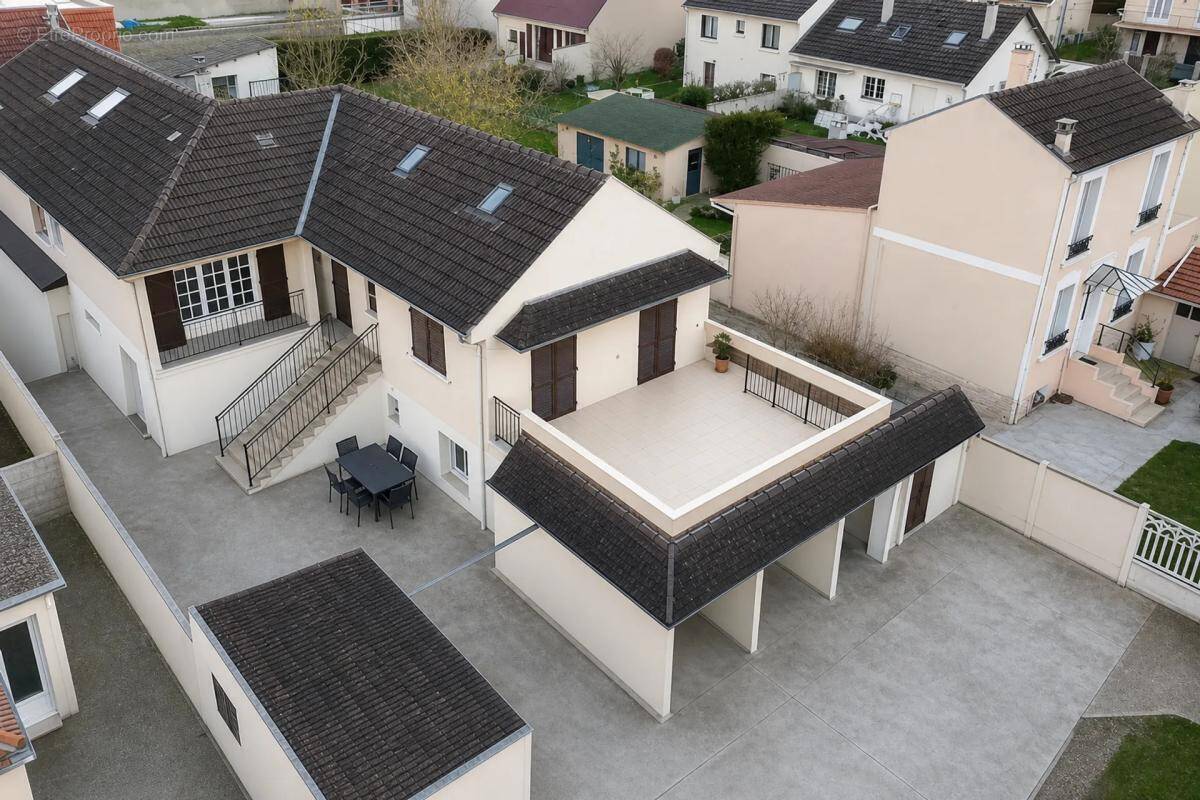 Appartement à CHELLES