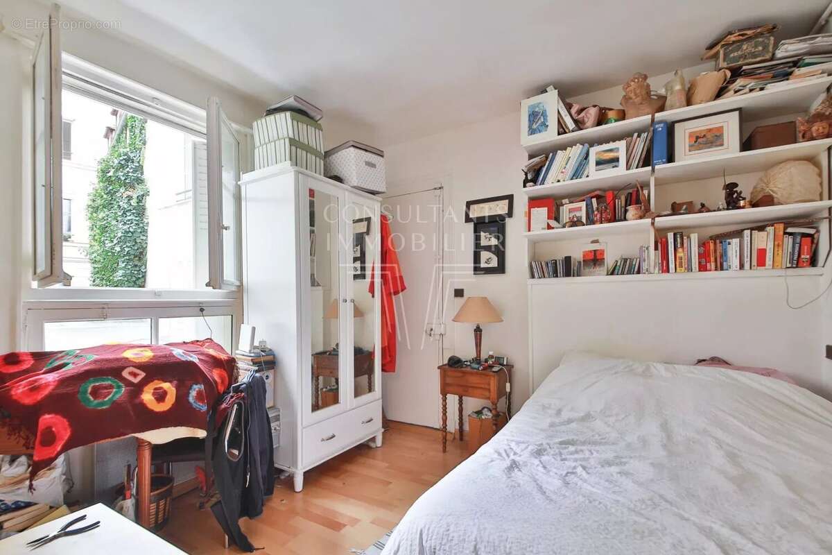 Appartement à PARIS-6E