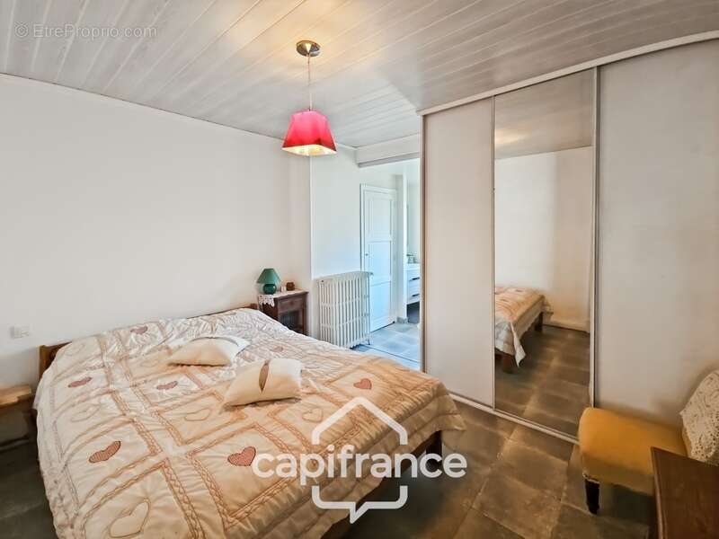 Charmante maison de ville, 5 pièces à Agen centre-ville avec terrasse - proche des commodités - photo 8