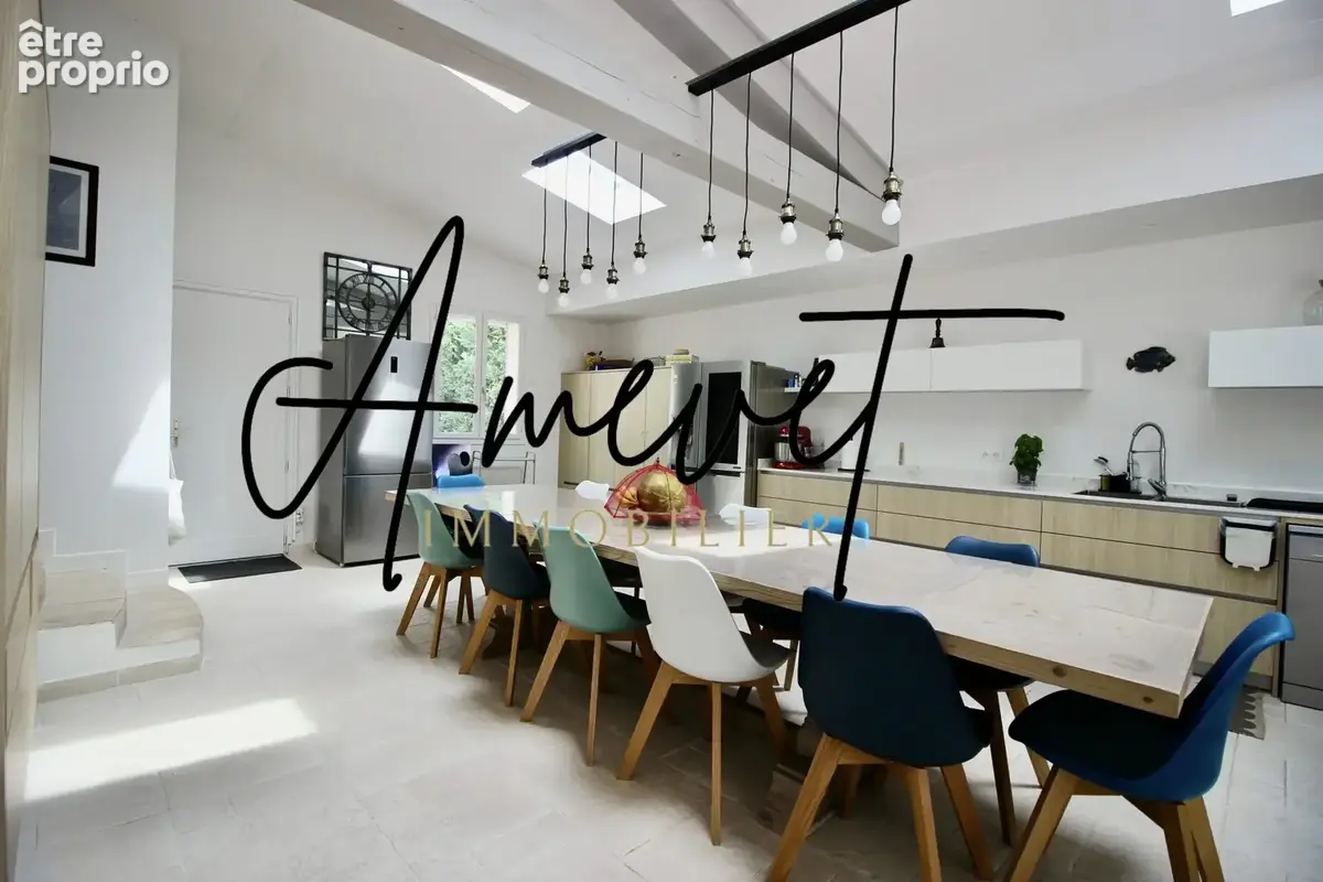 Maison 11 pièces 316 m² à vendre à Saint-Saturnin-Les-Avignon (84450) - photo 6