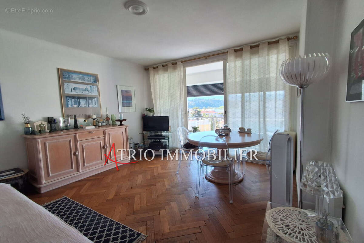 Appartement 42 m² à Cagnes-Sur-Mer  - photo 2