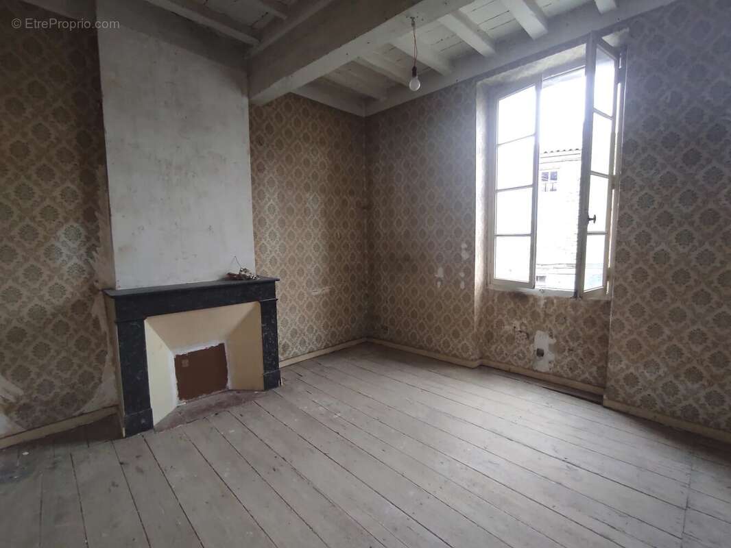 Appartement à MONTPEZAT-DE-QUERCY