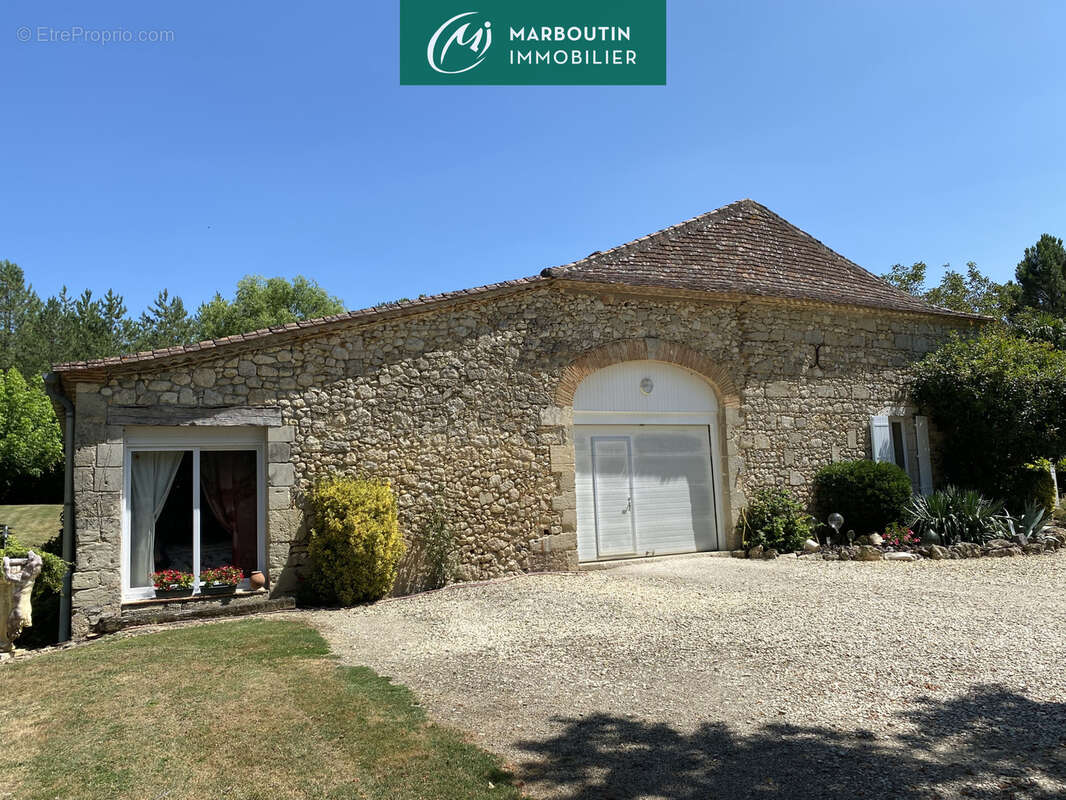 Maison à CAUBON-SAINT-SAUVEUR