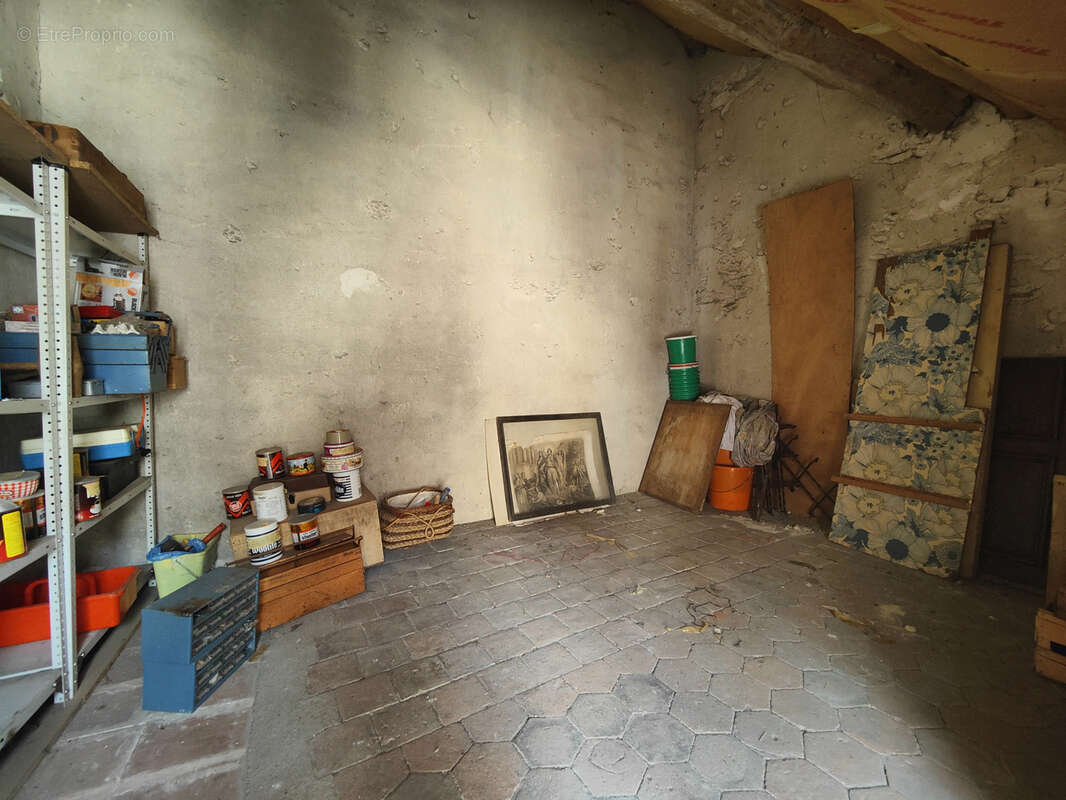 Maison à BRIENON-SUR-ARMANCON