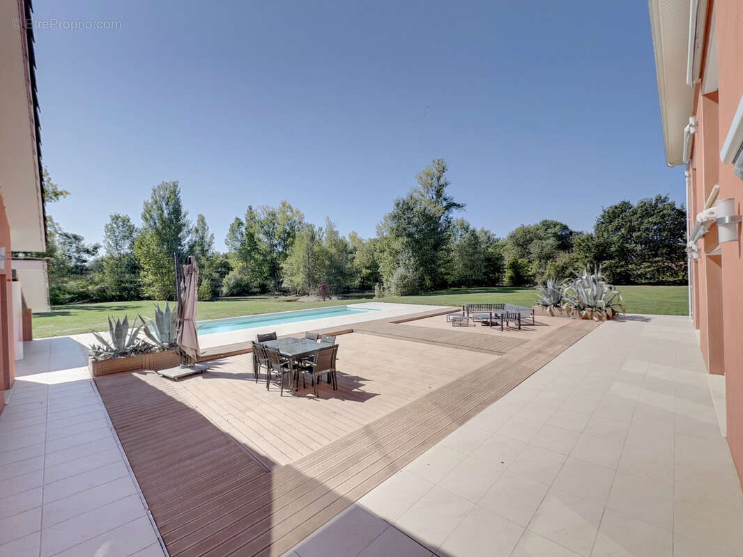 Maison à CAMBOUNET-SUR-LE-SOR