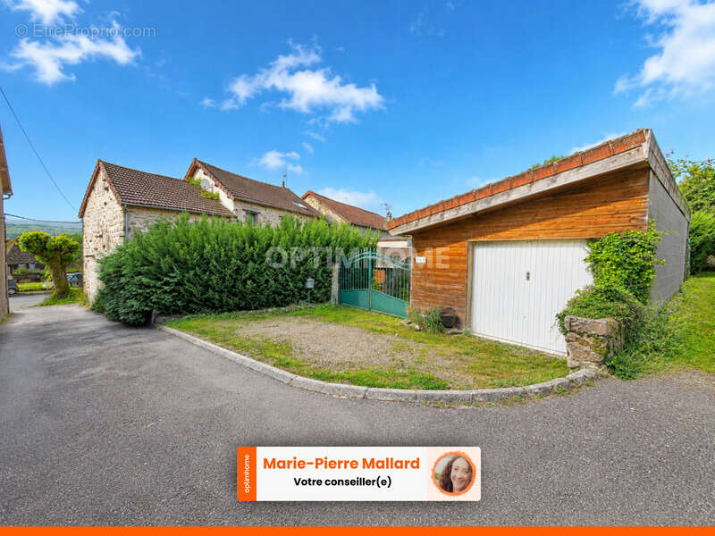 Maison familiale de 7 pièces à BOURGANEUF (23) - photo 2