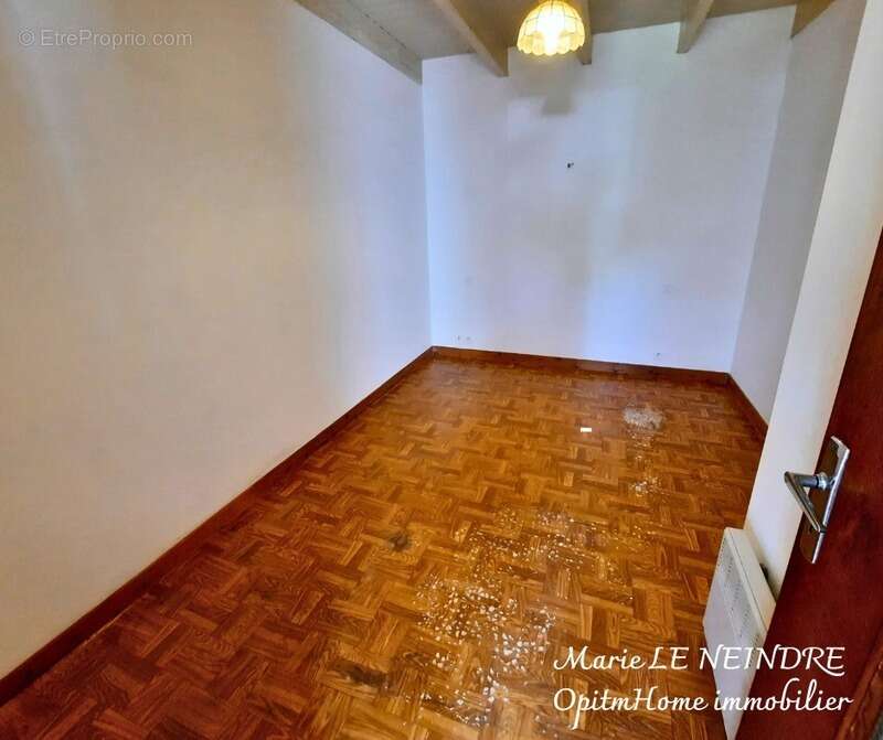 Maison à PLOUNEVEZ-QUINTIN