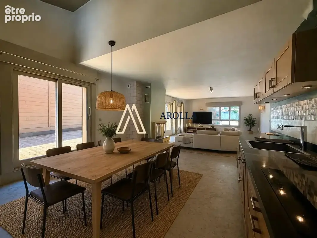 Appartement 132 m² à Bourg-Saint-Maurice  - photo 2