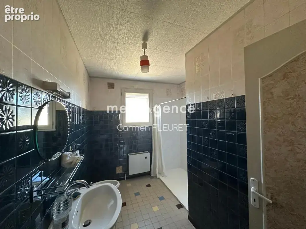 Maison familiale avec jardin et sous-sol - photo 5