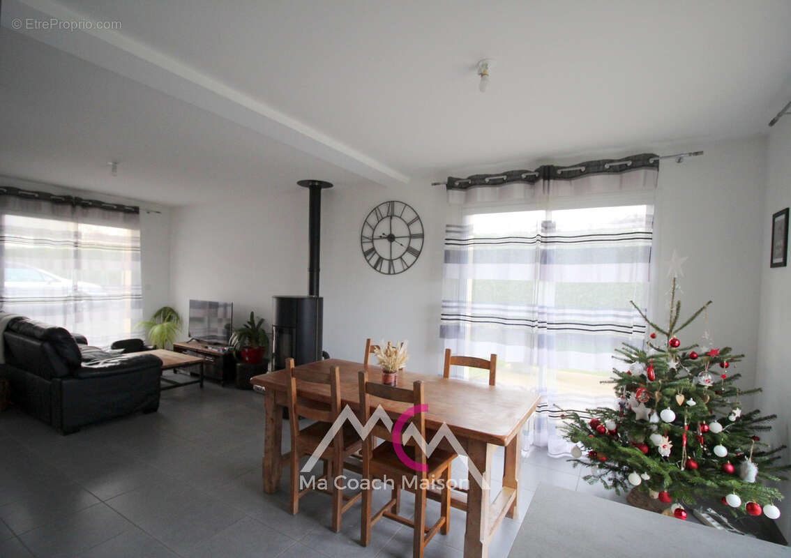 Maison à SAINTE-ANNE-SUR-BRIVET