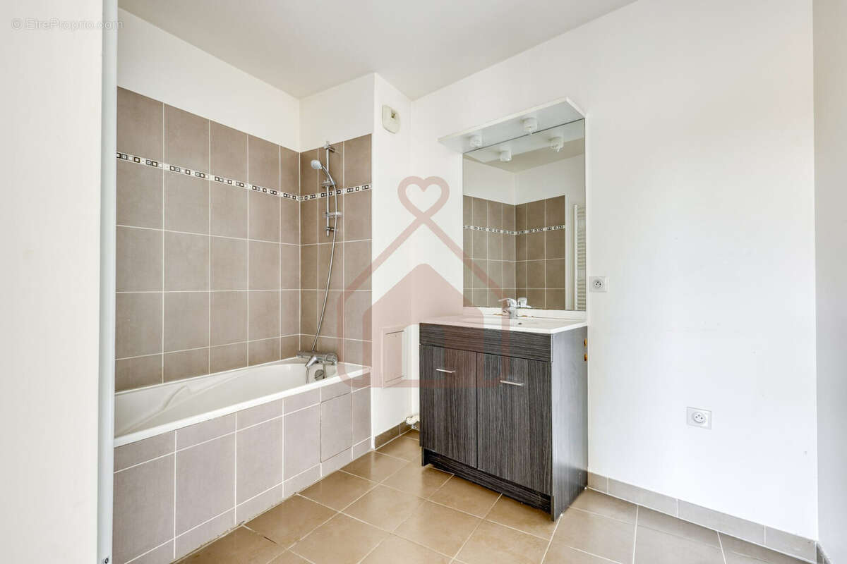 Appartement à LE KREMLIN-BICETRE