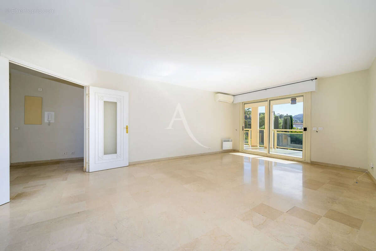 Appartement Le Cannet  (Bréguière) 3p 93 m2 terrasse, garage, piscine - photo 3