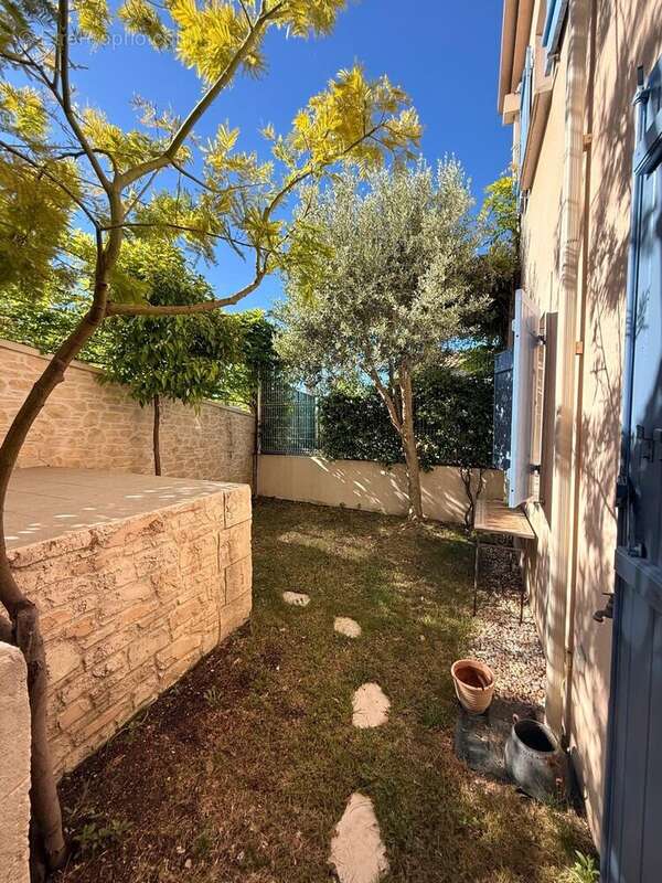 Appartement à BELCODENE