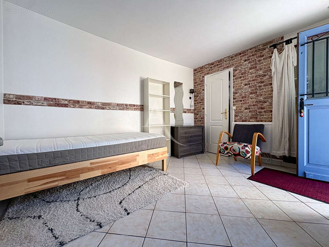 Appartement Orsay 1 pièce(s) 20.2 m2 - photo 4