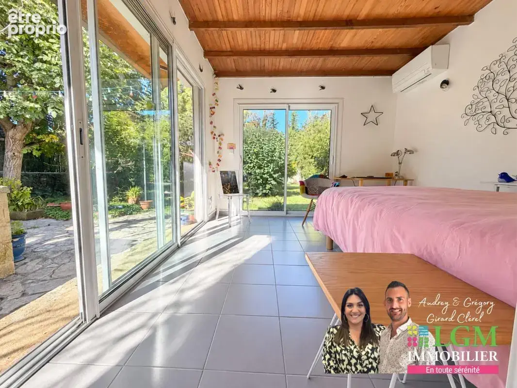 Maison de 120m2, 614m2 de terrain, 4 chambres, en plein centre du village - photo 7