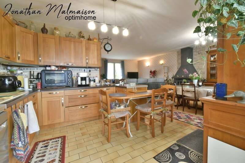 Maison à CONCHES-EN-OUCHE