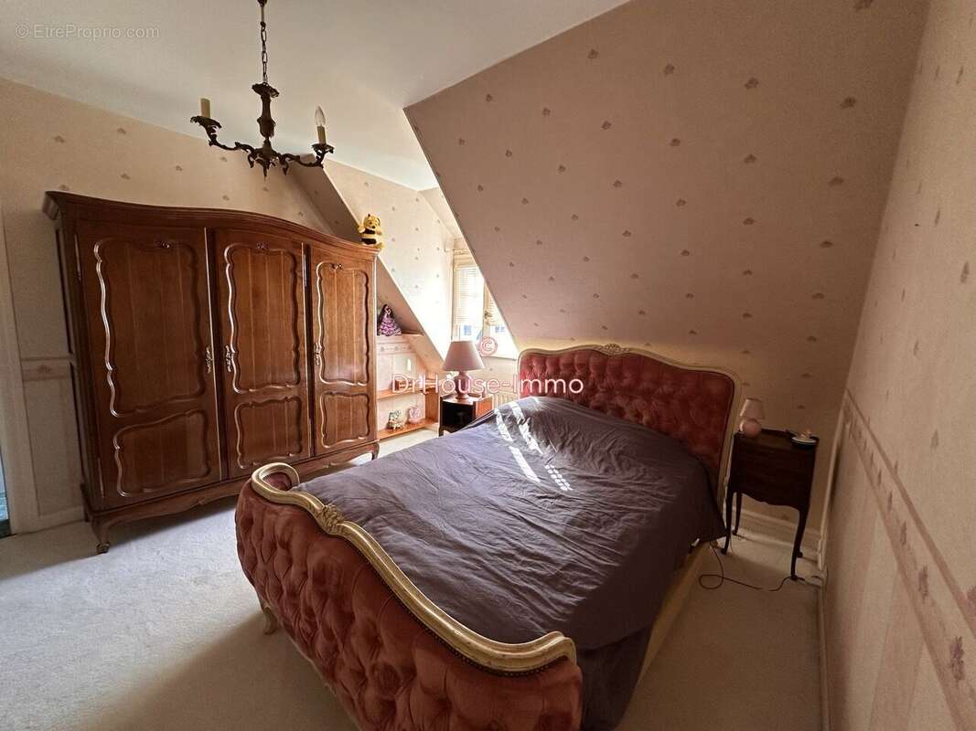 Maison à FLEURY-SUR-ORNE