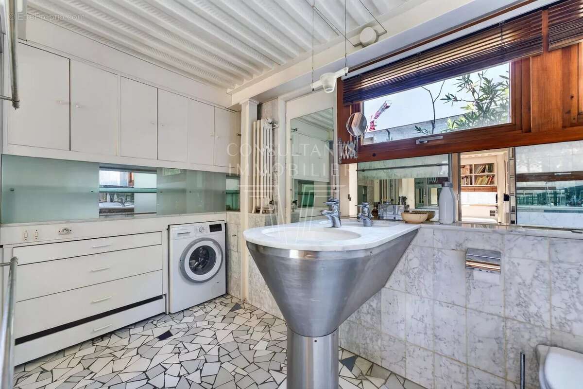 Maison à PARIS-5E