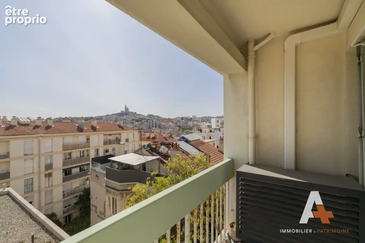 Vente Appartement 13007/ Samatan/ Type 3 avec balcons - photo 2