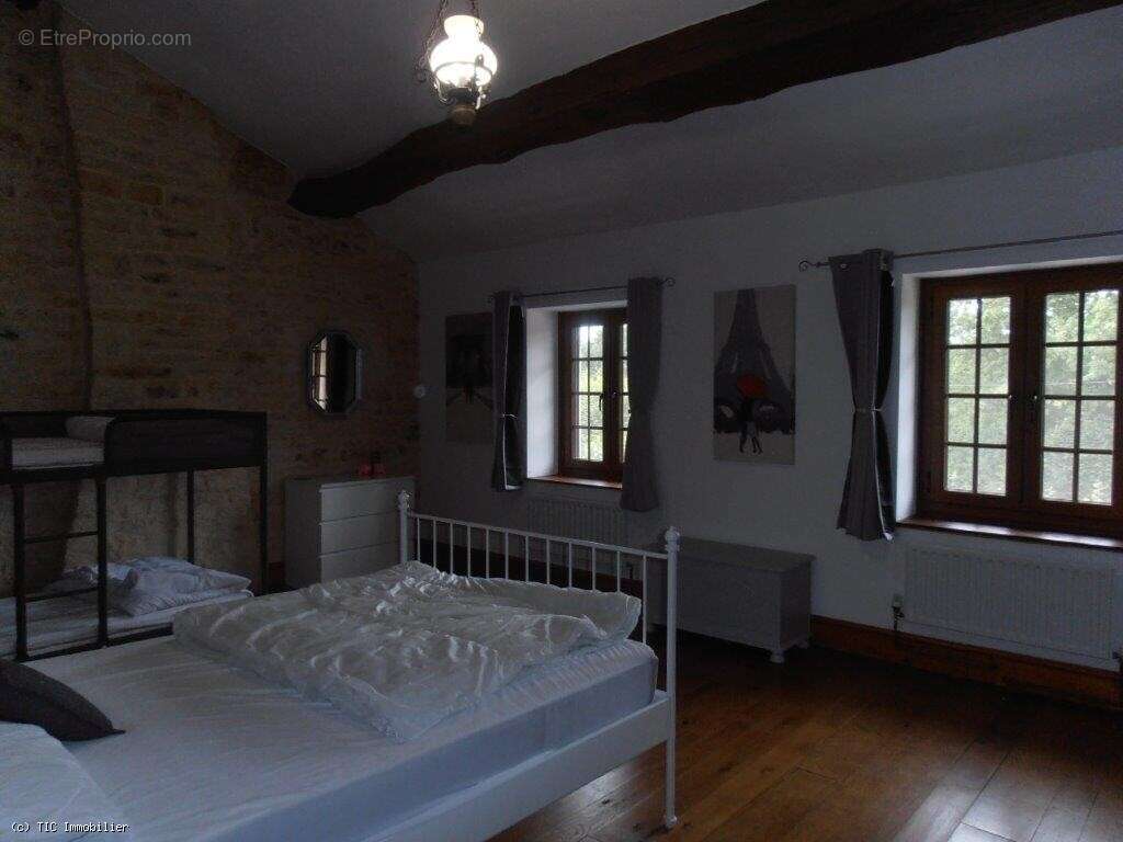 Maison à SAUZE-VAUSSAIS