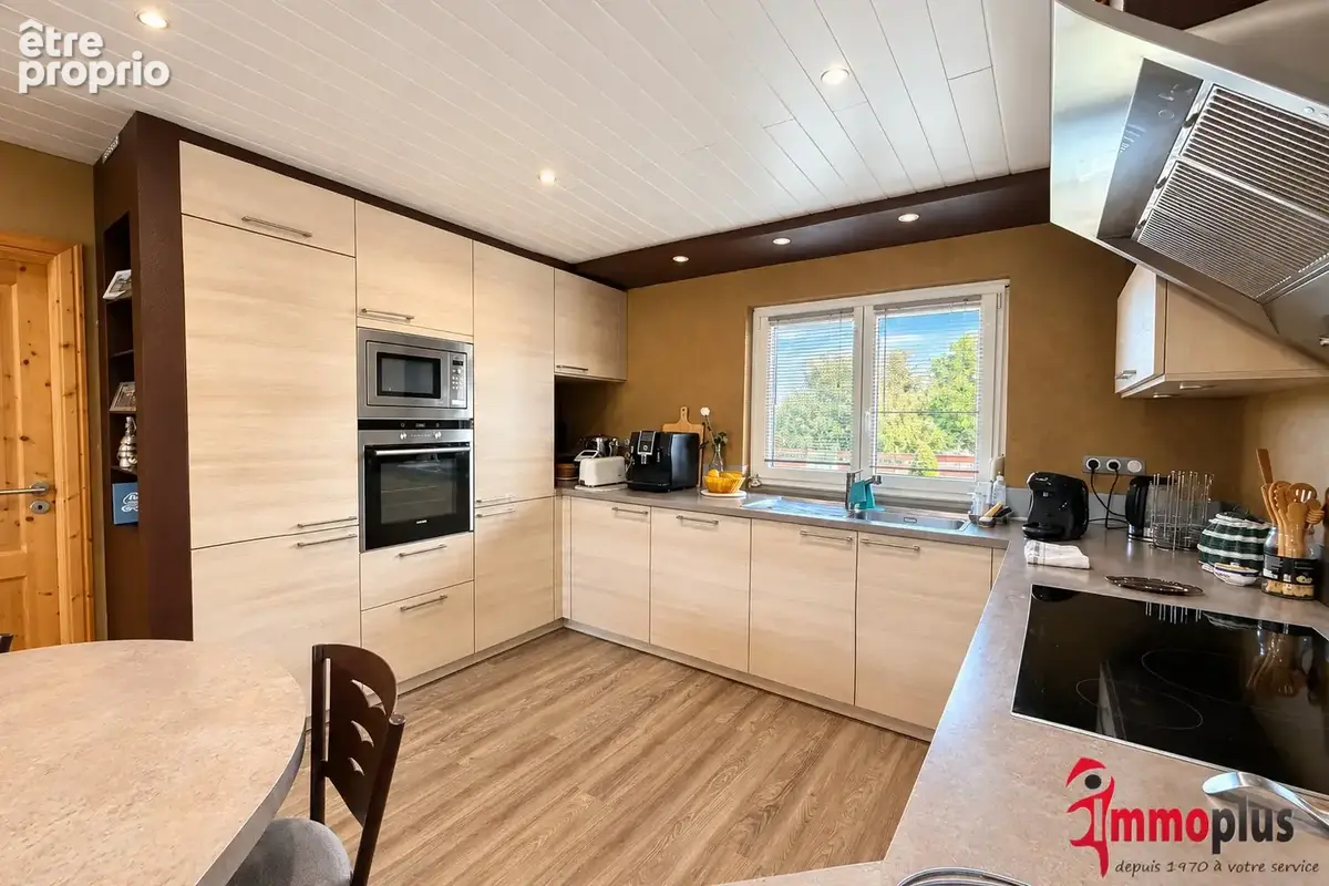 Un bien atypique aux allures de chalet, au cœur de Hombourg ! - photo 4